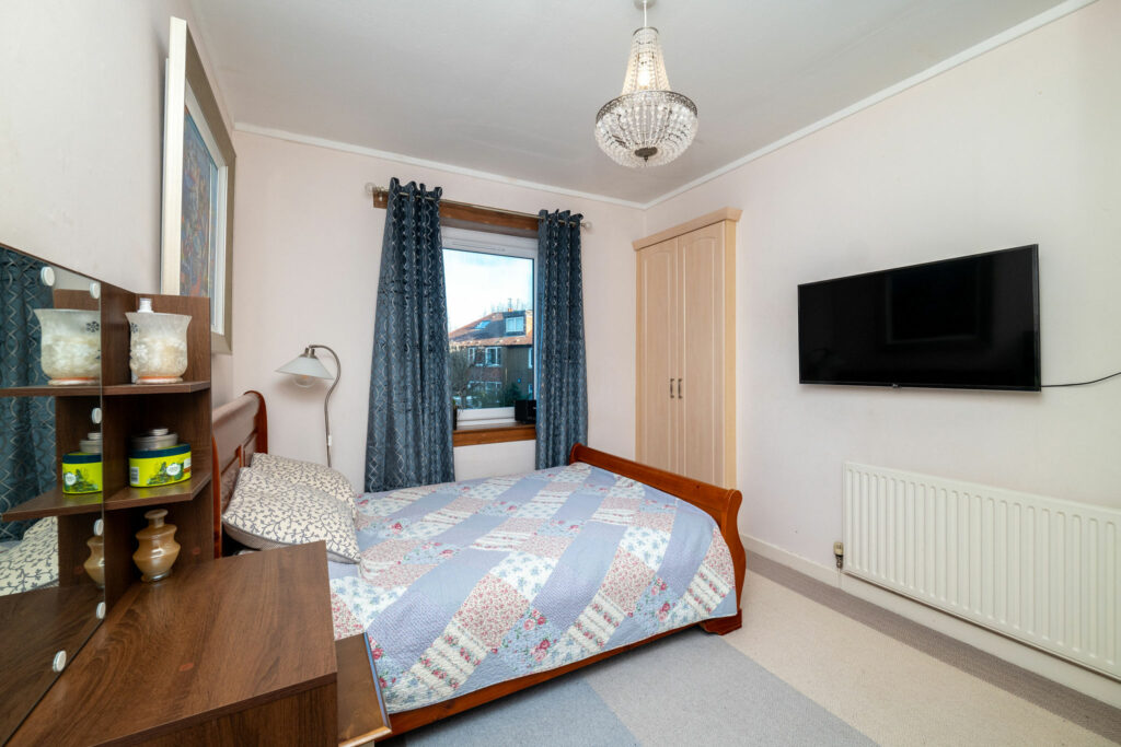 38 Colinton Mains Green, Edinburgh, EH13 9AQ Monarch Legal