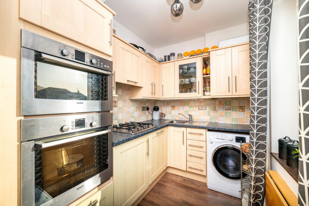 38 Colinton Mains Green, Edinburgh, EH13 9AQ Monarch Legal