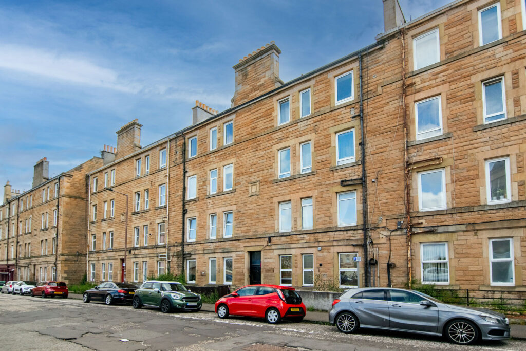 9 2F4 Stewart Terrace, Edinburgh, EH11 1UT