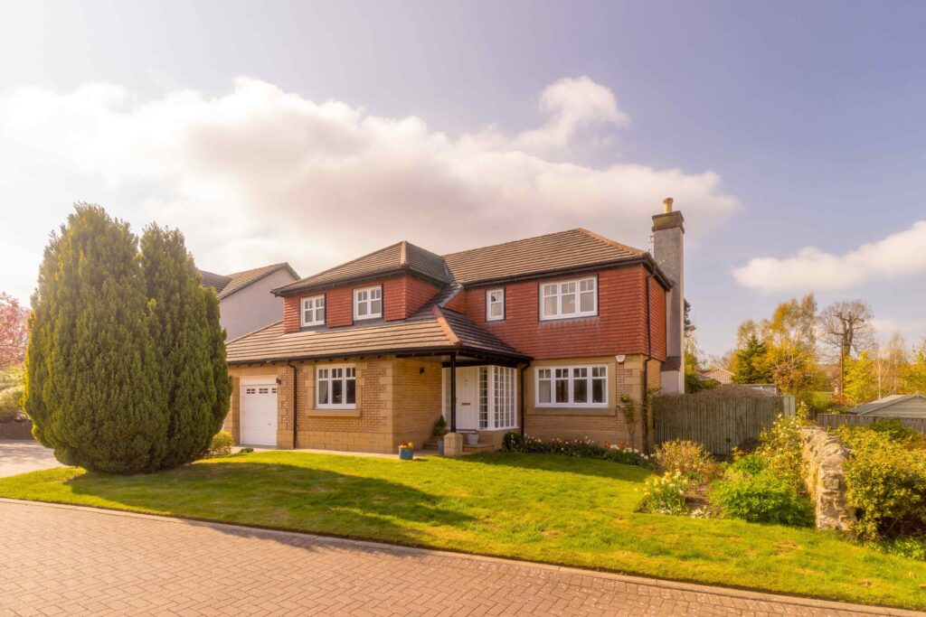 11 Ravelrig Gait, Balerno, EH14 7NH