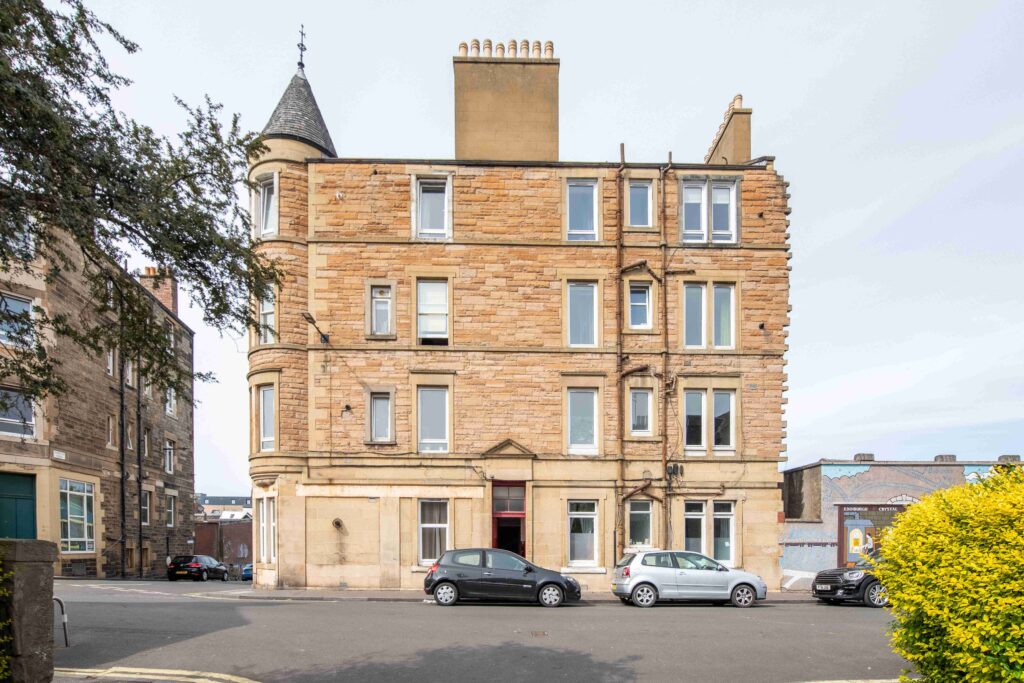 33/1 Rossie Place, Edinburgh, EH7 5RX