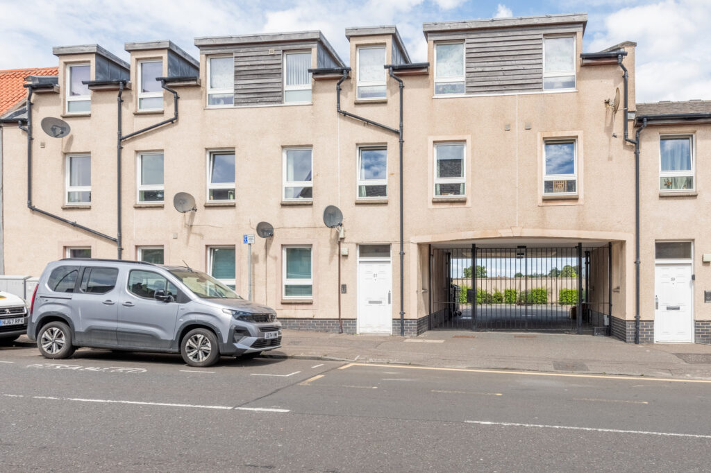 Flat 2, 57 Drum Street, EH17 8RH
