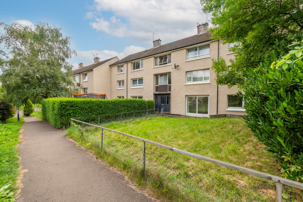 Flat 2, 18 Firrhill Drive, Edinburgh, EH13 9ET