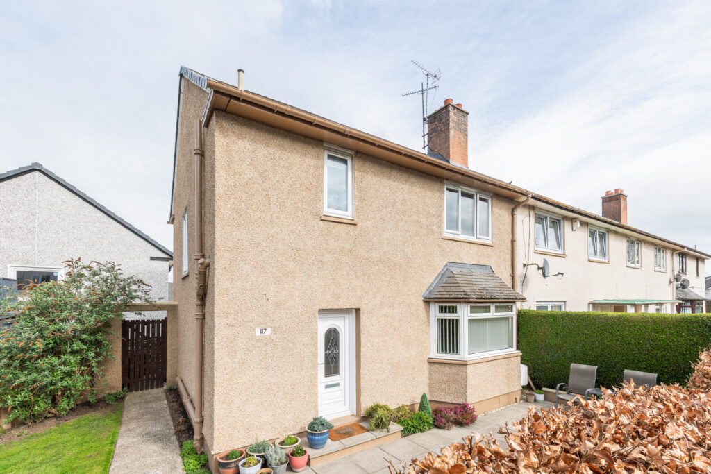 117 Dinmont Drive, Edinburgh, EH16 5TN
