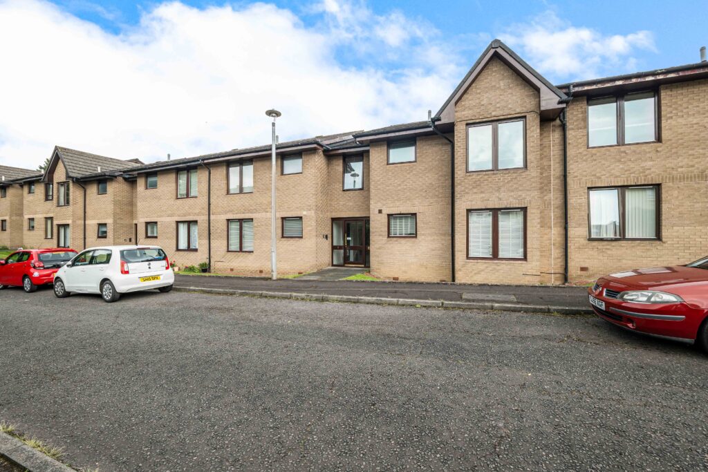 7/4 Wardiefield, Edinburgh, EH5 1RX
